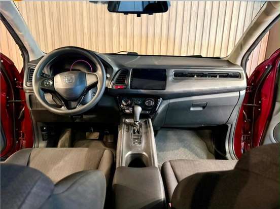 HONDA-HR-V-1.8 16V FLEX LX 4P AUTOMÁTICO HONDA-HR-V-2017
