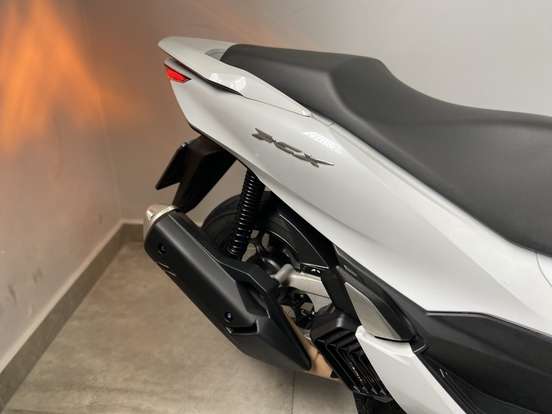HONDA-PCX 160 DLX-2024