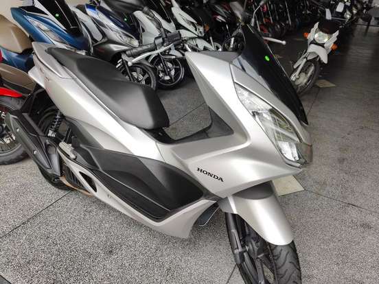 HONDA-PCX DLX-2017