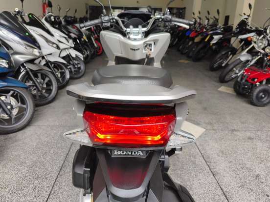 HONDA-PCX DLX HONDA-PCX DLX-2017