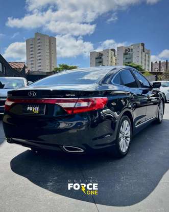 HYUNDAI-AZERA-2012