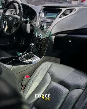 HYUNDAI-AZERA-2012