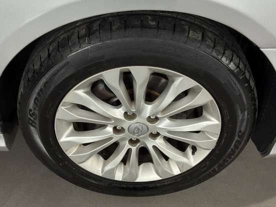 HYUNDAI-AZERA-3.3 MPFI GLS SEDAN V6 24V GASOLINA 4P AUTOMÁTICO HYUNDAI-AZERA-2010