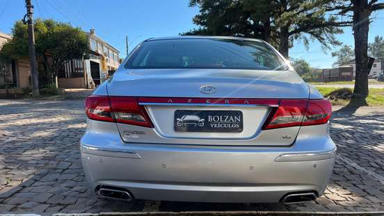 HYUNDAI-AZERA-2010