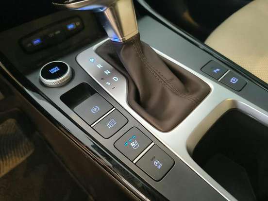 HYUNDAI-CRETA-2.0 FLEX ULTIMATE AUTOMÁTICO HYUNDAI-CRETA-2023