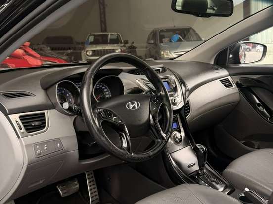 HYUNDAI-ELANTRA-1.8 GLS 16V GASOLINA 4P AUTOMÁTICO HYUNDAI-ELANTRA-2012