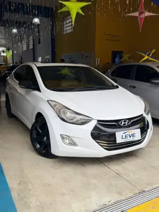 HYUNDAI-ELANTRA-2012