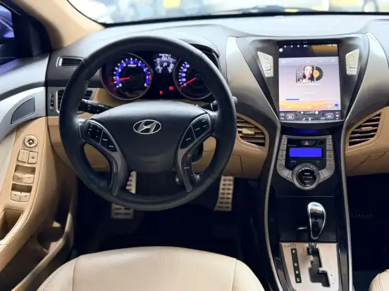 HYUNDAI-ELANTRA-2.0 GLS 16V FLEX 4P AUTOMÁTICO HYUNDAI-ELANTRA-2012