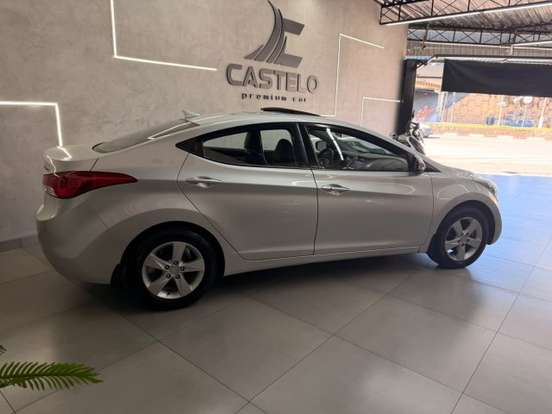 HYUNDAI-ELANTRA-2013