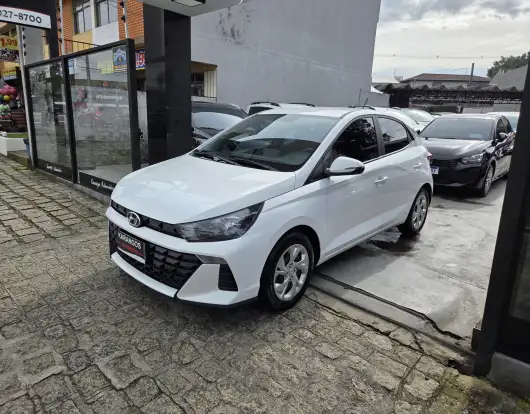 HYUNDAI-HB20-2023