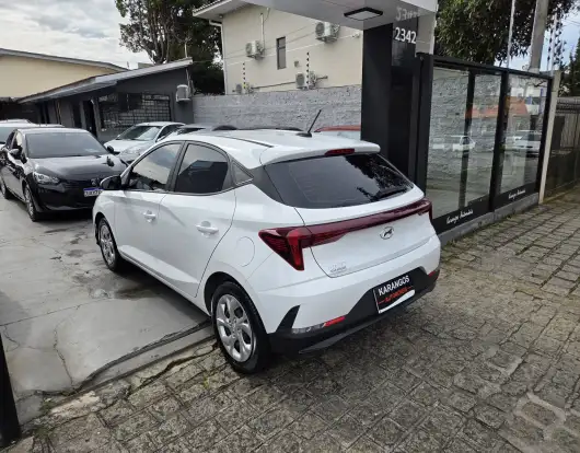 HYUNDAI-HB20-2023