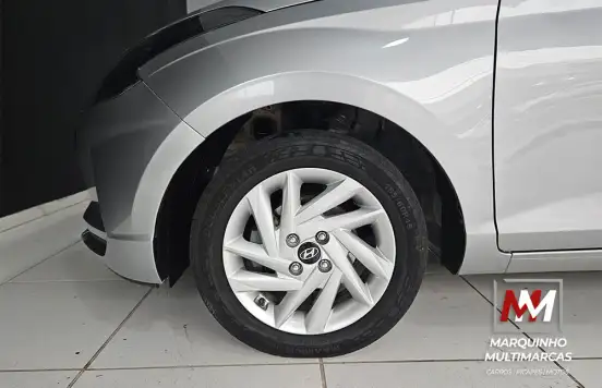 HYUNDAI-HB20-2022