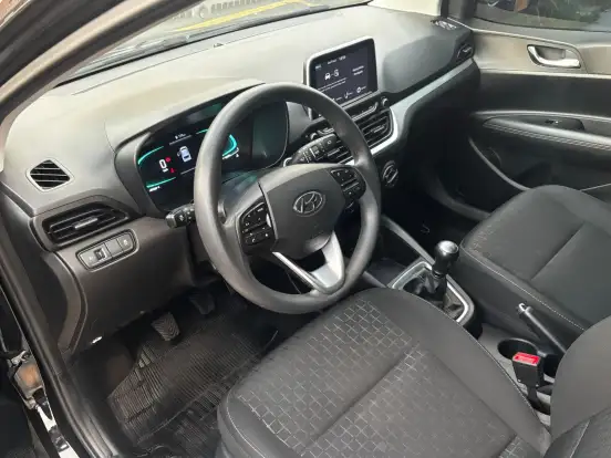 HYUNDAI-HB20-2024