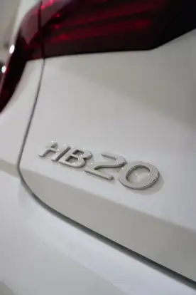 HYUNDAI-HB20-2024