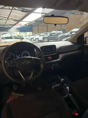 HYUNDAI-HB20-2021
