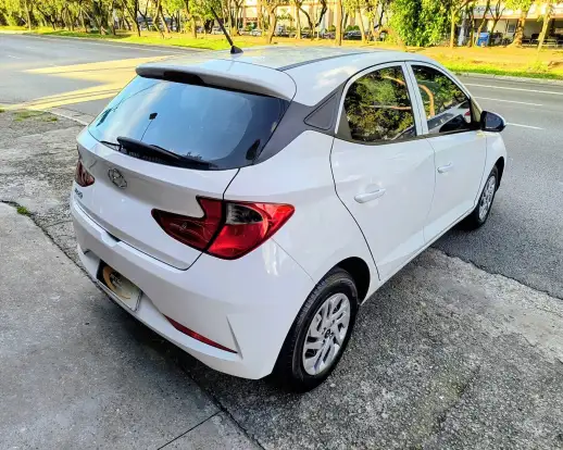 HYUNDAI-HB20-2021