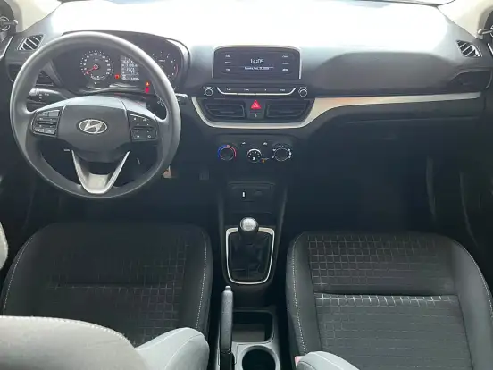 HYUNDAI-HB20-2023