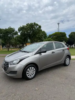 HYUNDAI HB20 1.0 COMFORT PLUS 12V FLEX 4P MANUAL