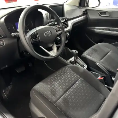 HYUNDAI-HB20-2024