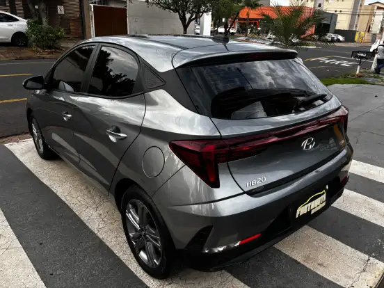 HYUNDAI-HB20-2025