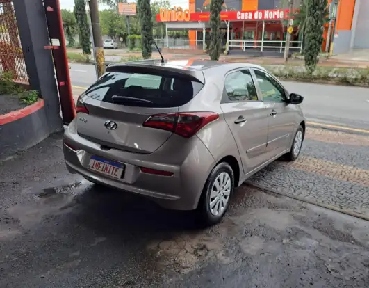HYUNDAI-HB20-2019