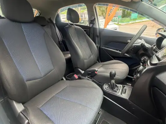 HYUNDAI-HB20-1.6 COMFORT STYLE 16V FLEX 4P MANUAL HYUNDAI-HB20-2012