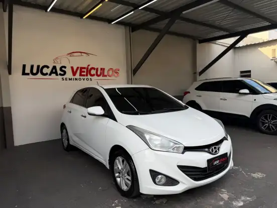 HYUNDAI-HB20-1.6 PREMIUM 16V FLEX 4P AUTOMÁTICO HYUNDAI-HB20-2014