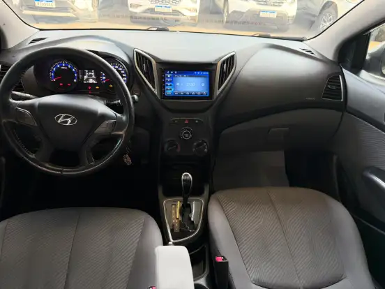 HYUNDAI-HB20-2014