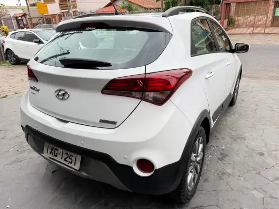 HYUNDAI-HB20-2016
