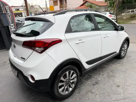 HYUNDAI-HB20-2016