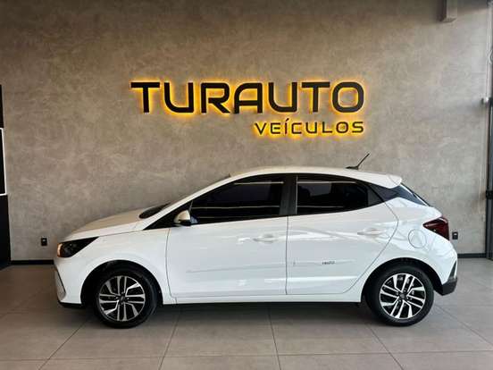 HYUNDAI-HB20-2022