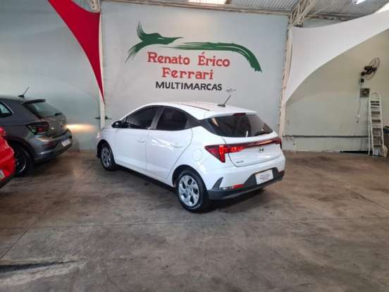 HYUNDAI-HB20-2023