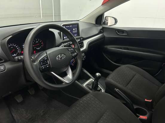 HYUNDAI-HB20-2024