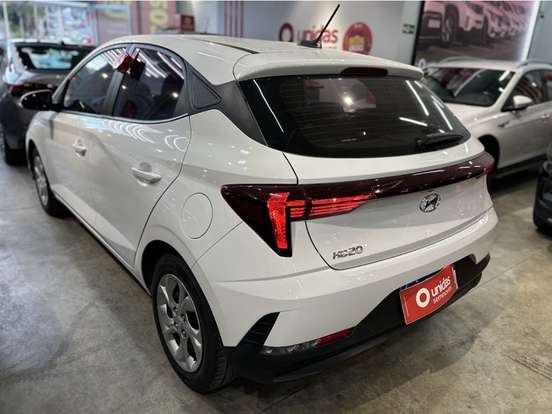HYUNDAI-HB20-2024