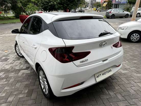 HYUNDAI-HB20-2022