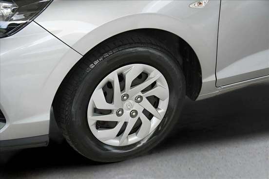 HYUNDAI-HB20-2023