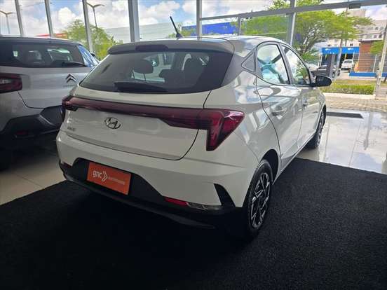 HYUNDAI-HB20-2023