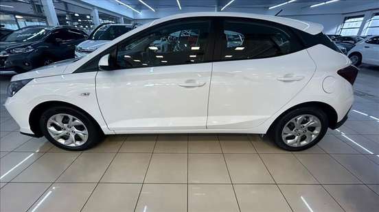 HYUNDAI-HB20-2024