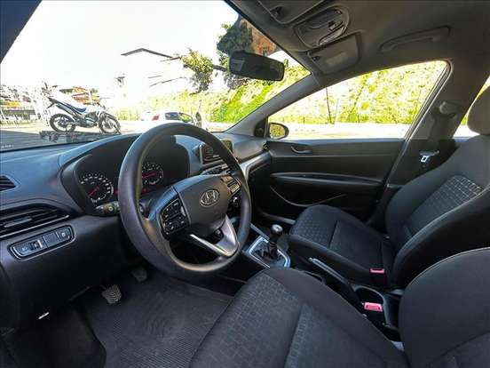 HYUNDAI-HB20-2024