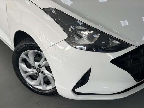HYUNDAI-HB20-2022