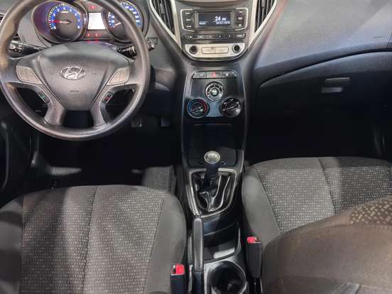 HYUNDAI-HB20-1.0 COMFORT 12V FLEX 4P MANUAL HYUNDAI-HB20-2017