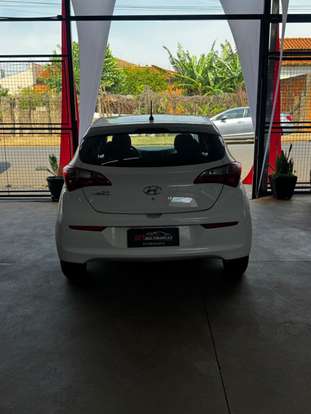 HYUNDAI-HB20-2017