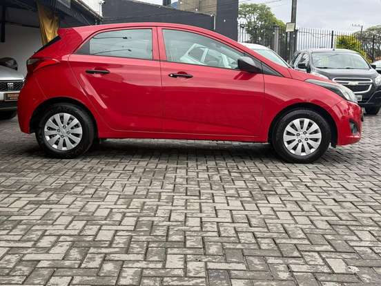 HYUNDAI-HB20-1.0 COMFORT 12V FLEX 4P MANUAL HYUNDAI-HB20-2015