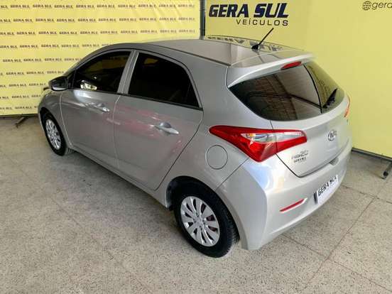 HYUNDAI-HB20-1.0 COMFORT 12V FLEX 4P MANUAL HYUNDAI-HB20-2015