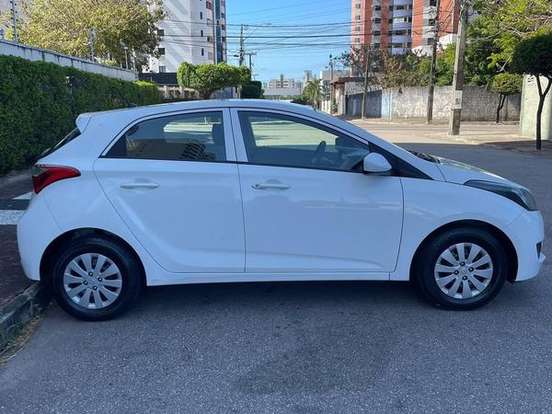 HYUNDAI-HB20-1.0 COMFORT 12V FLEX 4P MANUAL HYUNDAI-HB20-2017