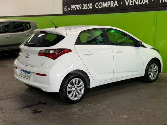 HYUNDAI-HB20-1.0 COMFORT PLUS 12V FLEX 4P MANUAL HYUNDAI-HB20-2018