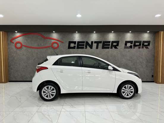 HYUNDAI-HB20-2015