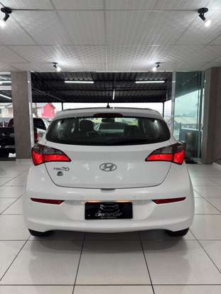 HYUNDAI-HB20-2018