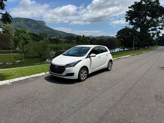 HYUNDAI-HB20-1.0 COMFORT PLUS 12V TURBO FLEX 4P MANUAL HYUNDAI-HB20-2018