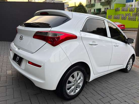 HYUNDAI-HB20-1.0 COMFORT PLUS 12V TURBO FLEX 4P MANUAL HYUNDAI-HB20-2016